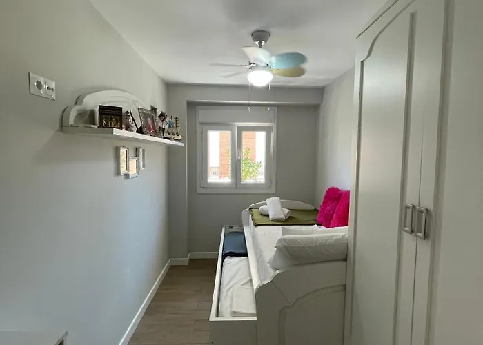 Cozy In Stylish Flat Just Steps From The Privatunterkunft *